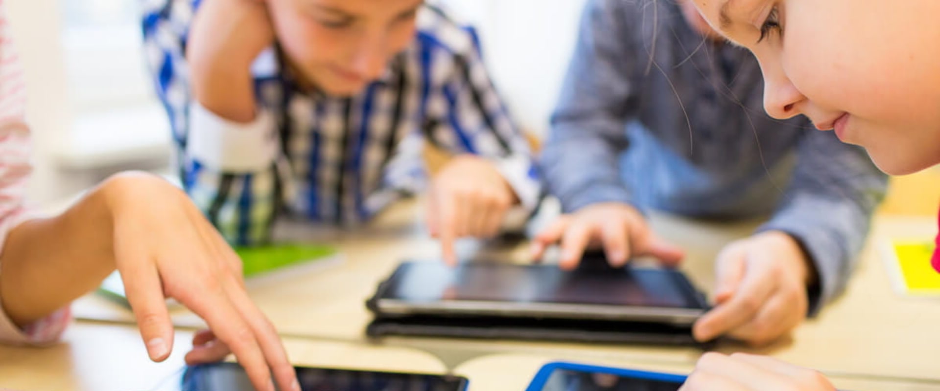 Using Technology to Enhance Lesson Delivery: A Comprehensive Approach