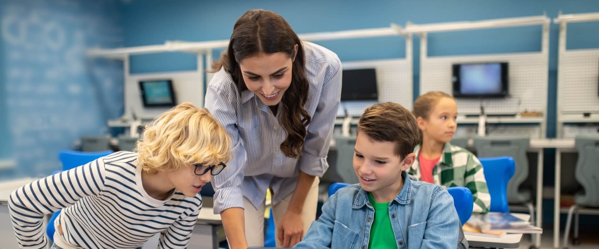 Creating Multimedia Lessons and Presentations: Enhancing Your Teaching with Technology